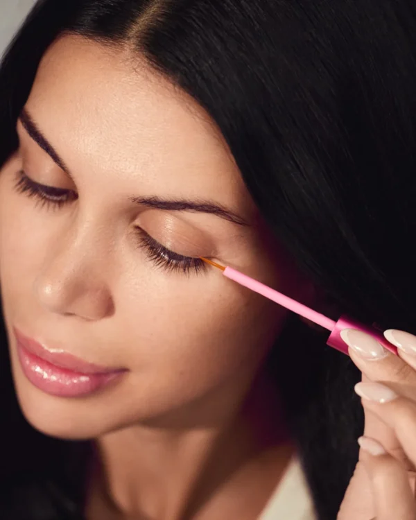 Nude Beauty Heavenly Eyelash Serum