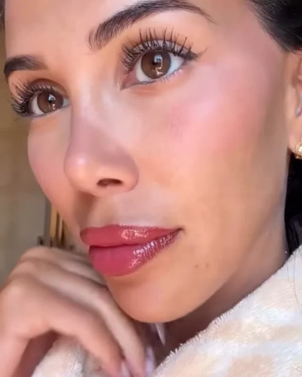 Nude Beauty Drama Queen Volume Mascara