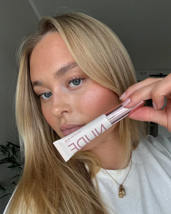 Nude Beauty Sculpting Wand Mauvy Matte