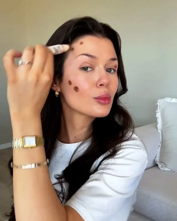 Nude Beauty Sculpting Wand Cocoa Matte