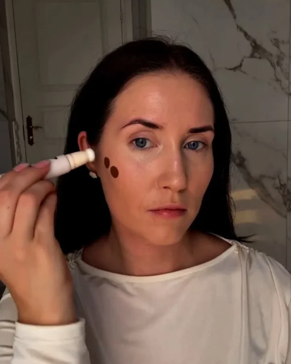 Nude Beauty Sculpting Wand Cocoa Matte